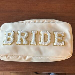 Elegant Cream Bride Cosmetic Bag with Gold Accents